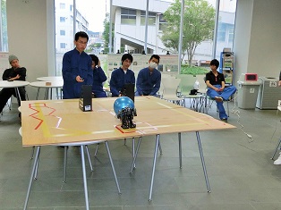 ロボット